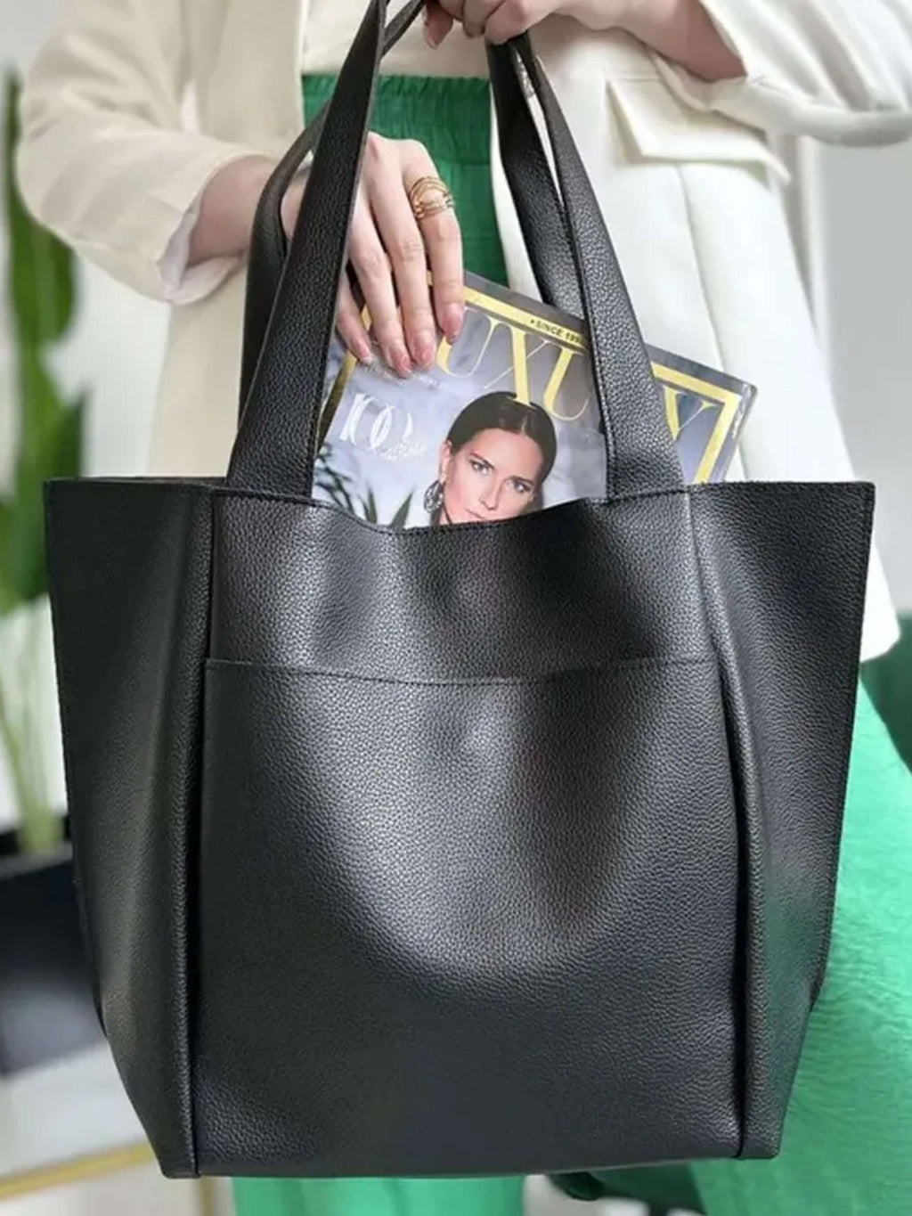 Clara | Structured Everyday Shoulder Bag