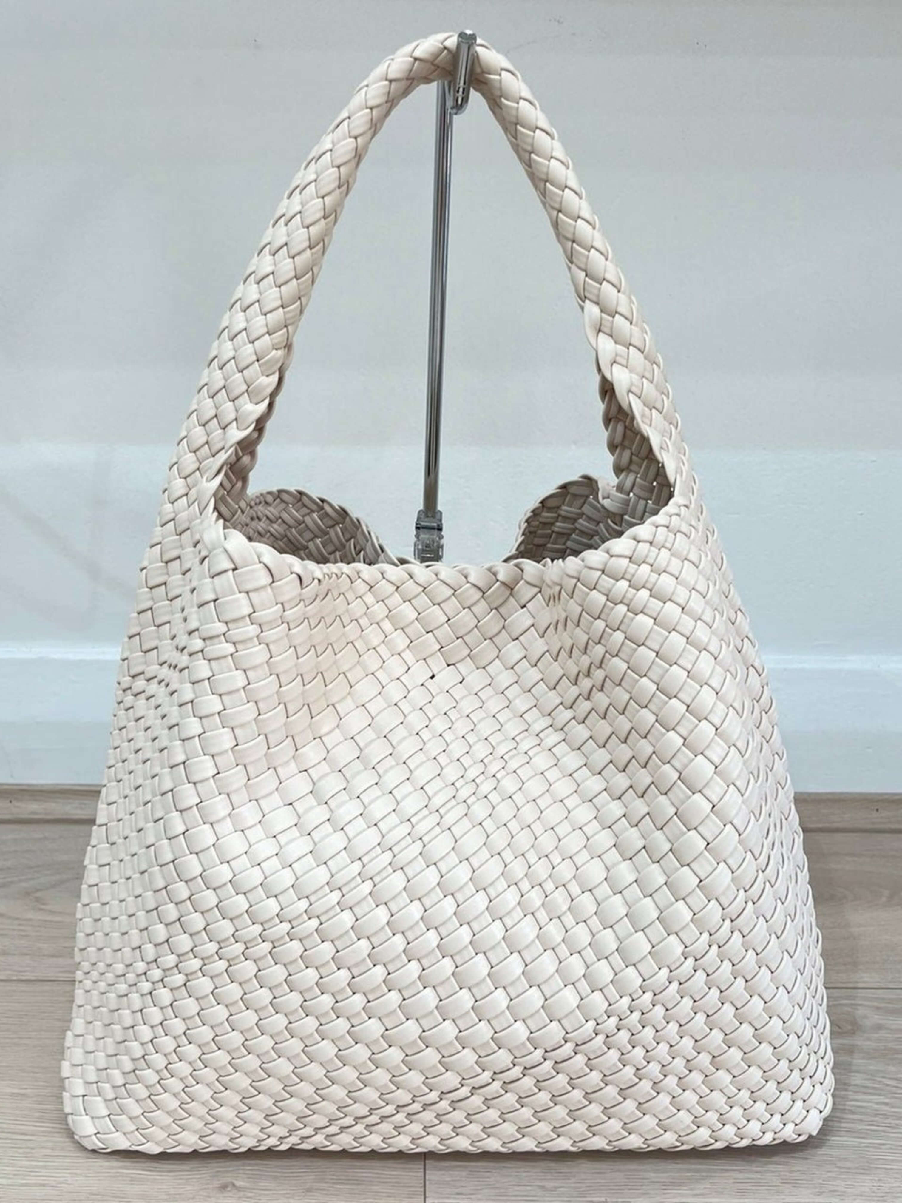 Luna | Chic Oversized Woven Hobo Bag